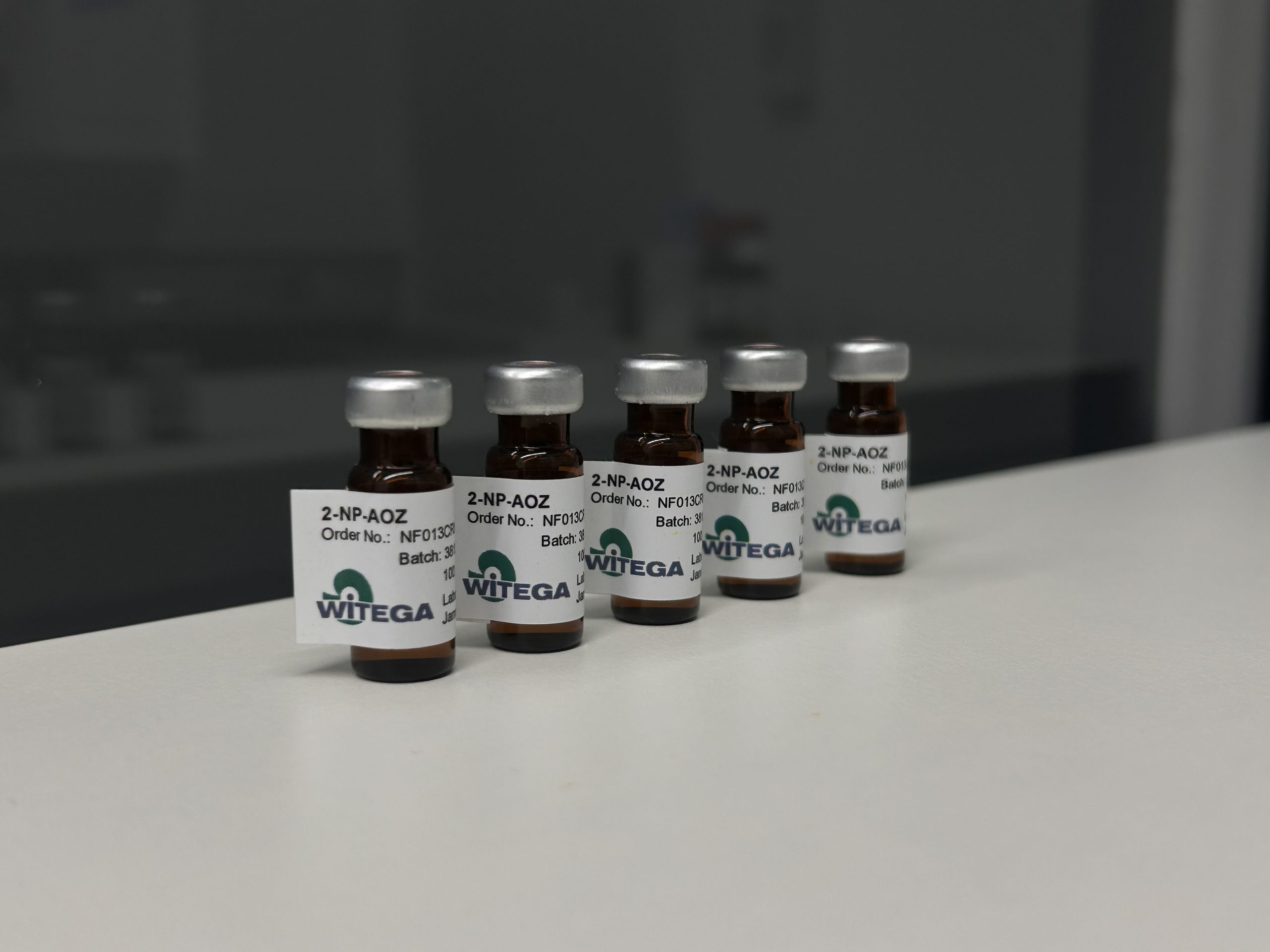 2-NP-AOZ 100 ug/ml in acetonitrile ISO 17034 Certified Reference Material in glass vials