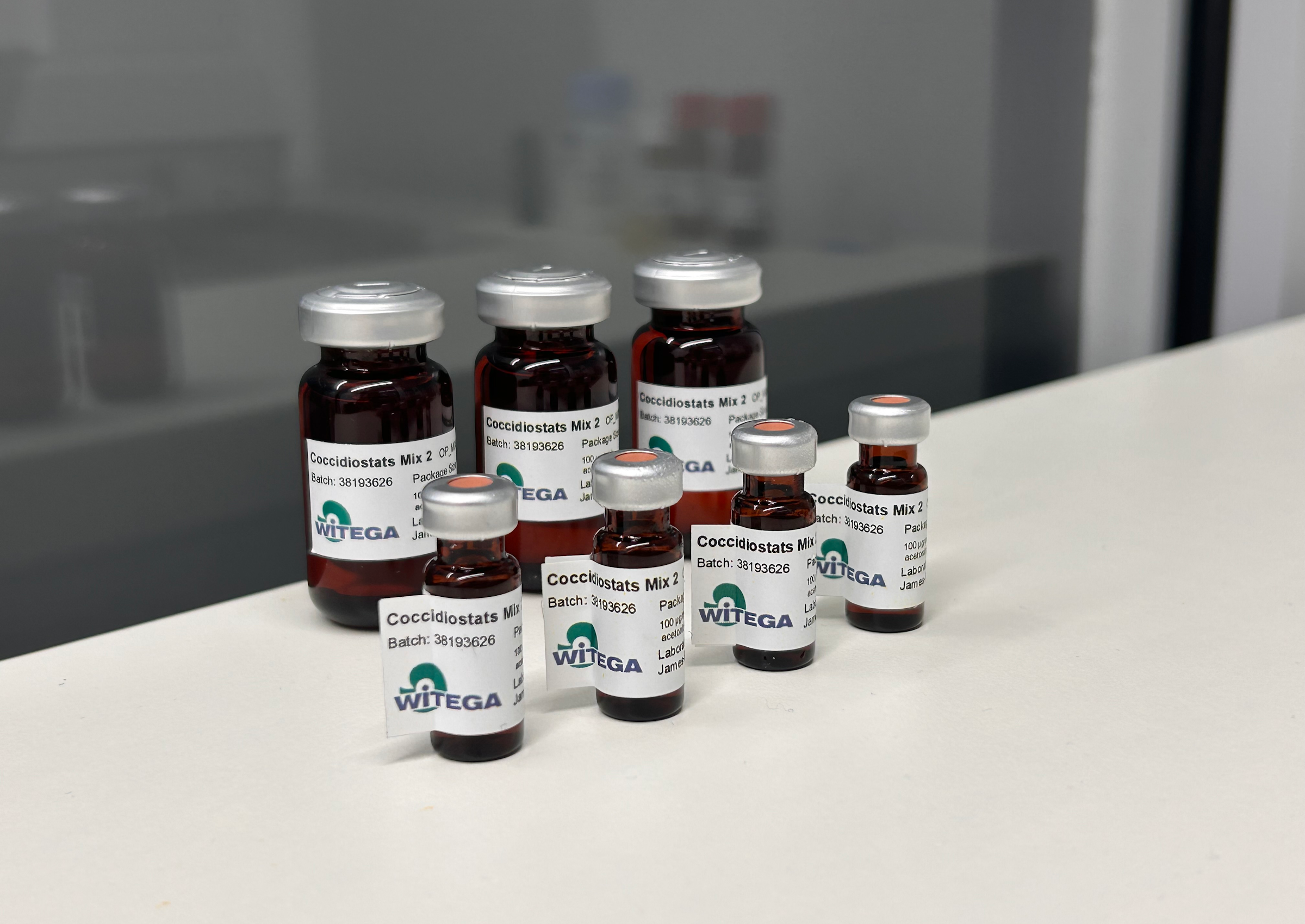 Coccidiostats Mix 2 reference mixture in vial for analytical testing